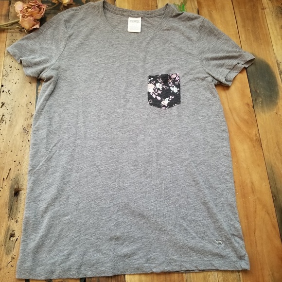 PINK Victoria's Secret Floral Pocket Tee Xs - Picture 2 of 4